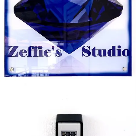 Apartment Zeffie's
