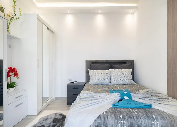 Apartament Zeffie's Olympiada